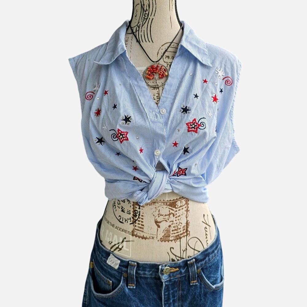 Vintage Quizz blue striped button up shirt with star and rhinestone details